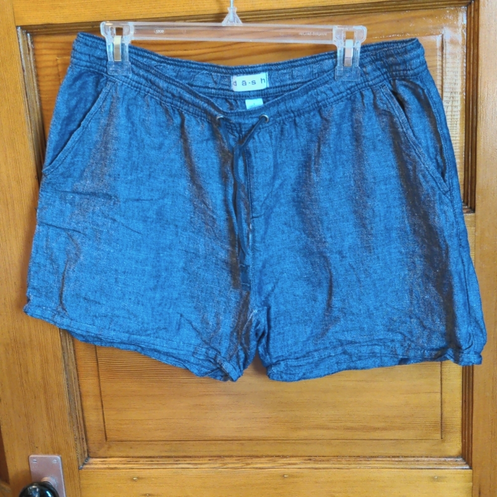Linen blend shorts